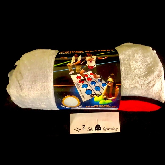 Geek Fuel Exclusive: Nintendo Power Blanket (NWT) - Picture 1 of 2